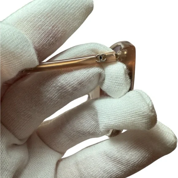 AUTHENTIC CHANEL Beige Frame Sunglasses with Brown Gradient Lenses - Picture 7 of 11